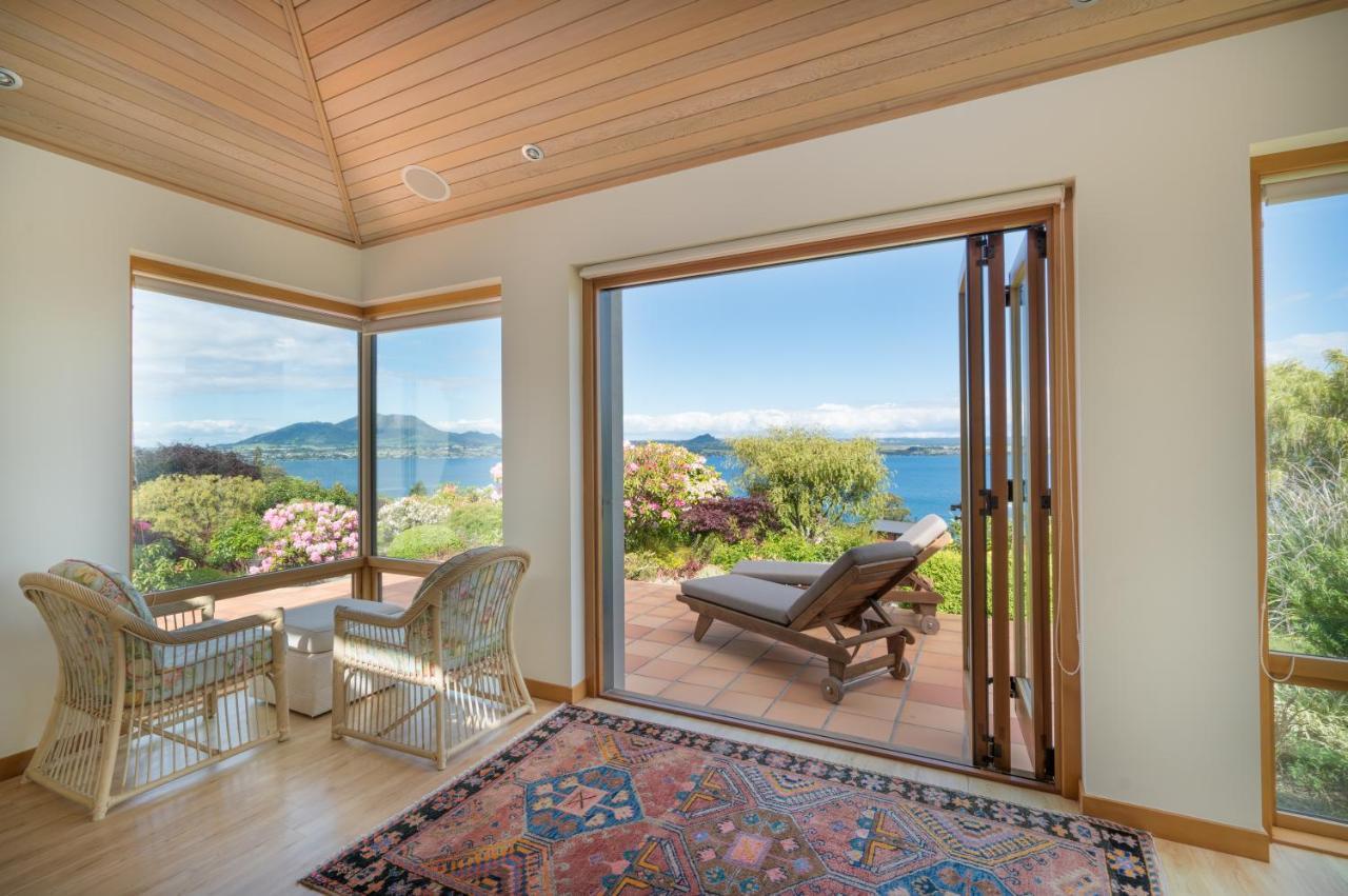 Lake Vista Lodge Taupo Exterior photo