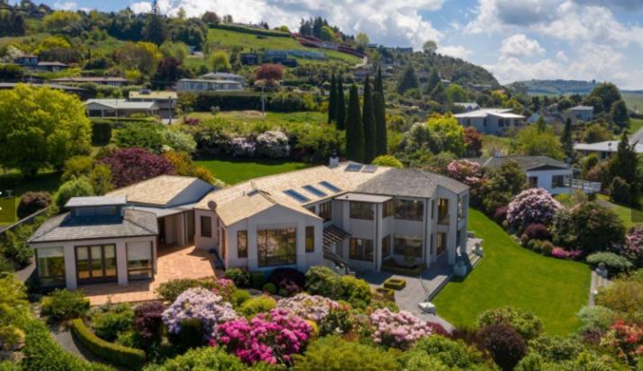 Lake Vista Lodge Taupo Exterior photo