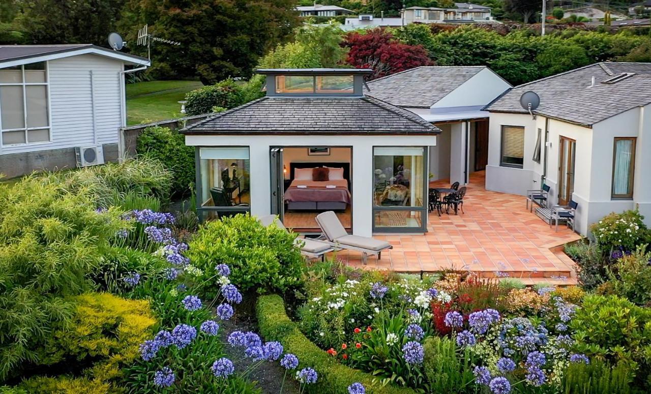 Lake Vista Lodge Taupo Exterior photo